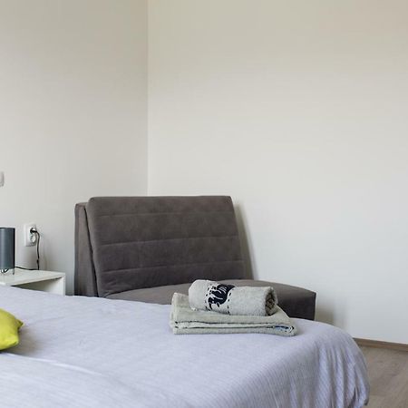 La Casa Hostel Ni Екстериор снимка