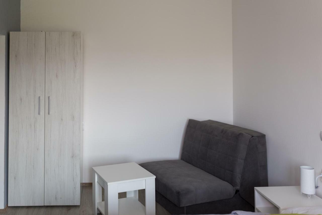 La Casa Hostel Ni Екстериор снимка
